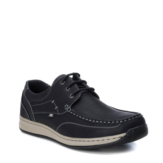 ZAPATO DE HOMBRE XTI BASIC 03419701