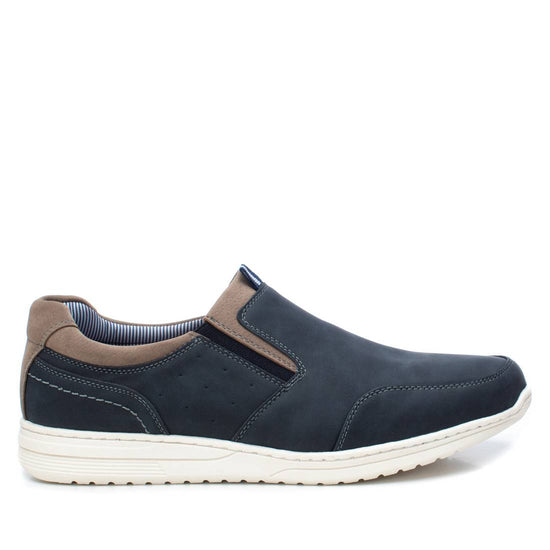 ZAPATILLA DE HOMBRE XTI BASIC 03422101