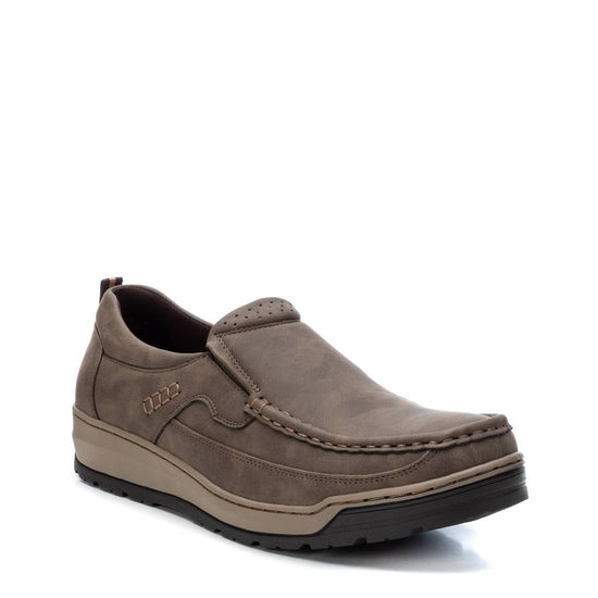 ZAPATO DE HOMBRE XTI BASIC 03433403