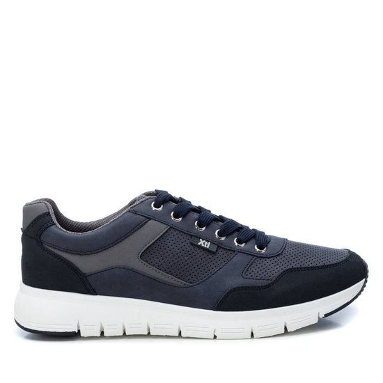 ZAPATILLA DE HOMBRE XTI BASIC 03434502