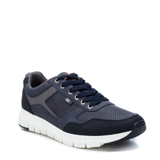 ZAPATILLA DE HOMBRE XTI BASIC 03434502