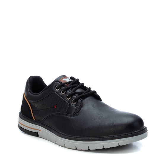 ZAPATO DE HOMBRE XTI BASIC 03438301