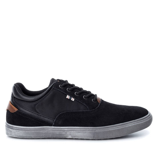 ZAPATILLA DE HOMBRE XTI BASIC 04708201