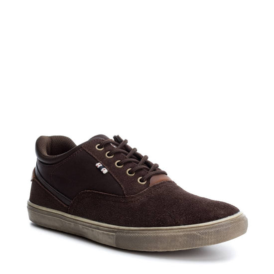 ZAPATILLA DE HOMBRE XTI BASIC 04708202