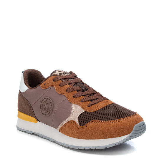 ZAPATILLA DE HOMBRE XTI 14057207